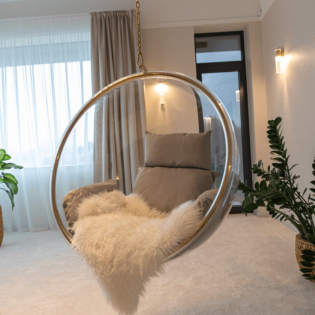 Fotoliu balansoar Bubble în living