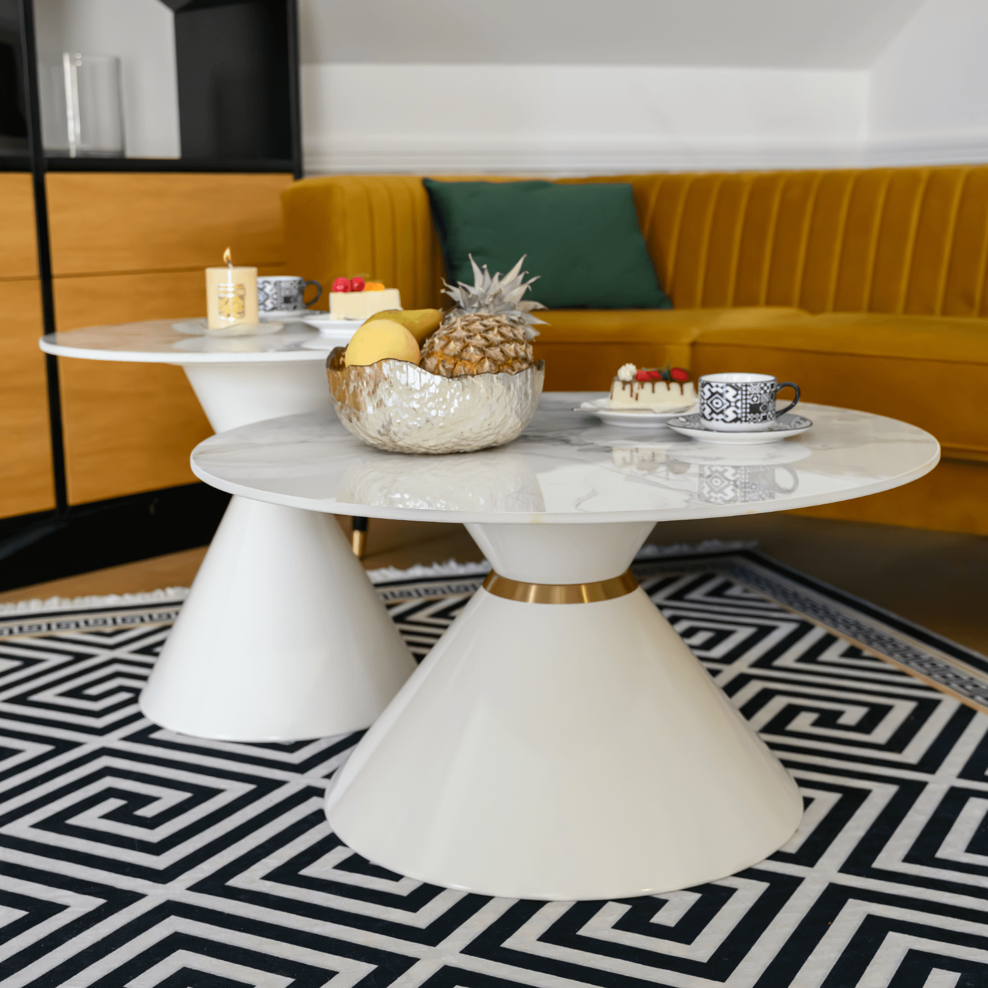 Masuta de cafea MABUZ, marmura alb / alb / auriu