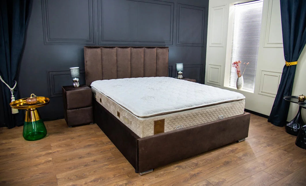 Pat tapitat cu somiera rabatabila, maro, 160x200 cm, Klaus